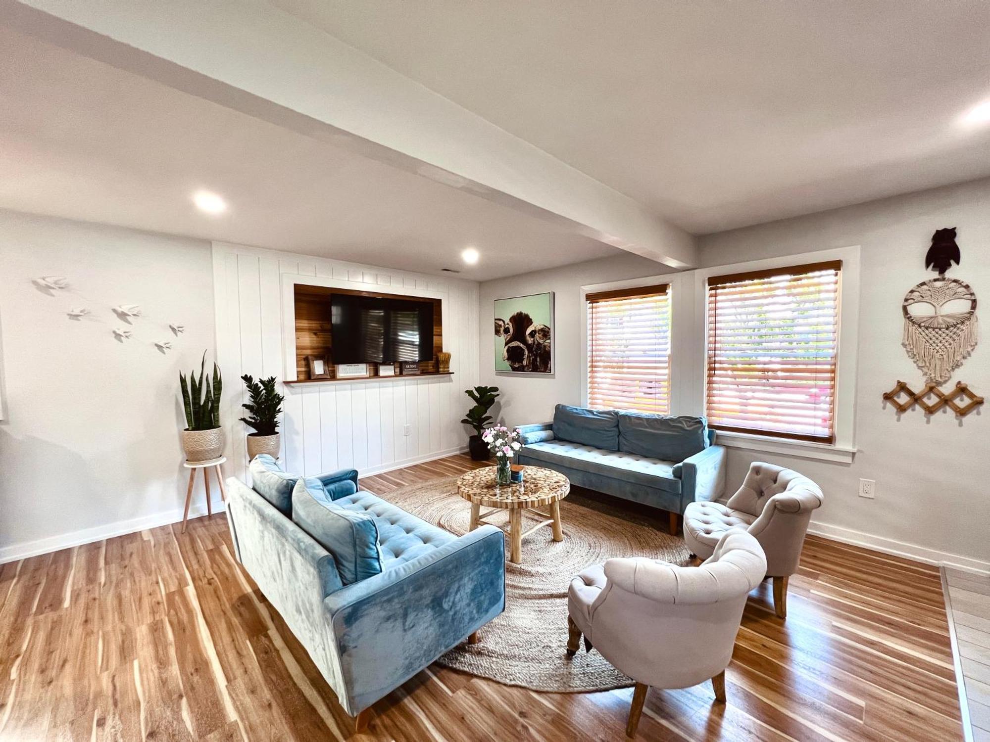 Unique Wildwood 3 Bedroom 1,5 Ba Entire House In The Heart Of Wildwood! Exterior photo